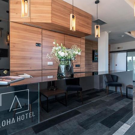 Hotel Aloha Ni Екстериор снимка