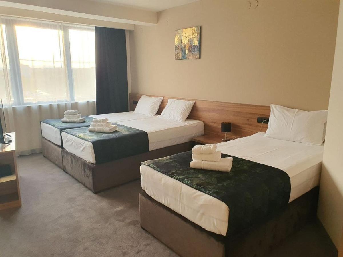 Hotel Aloha Ni Екстериор снимка
