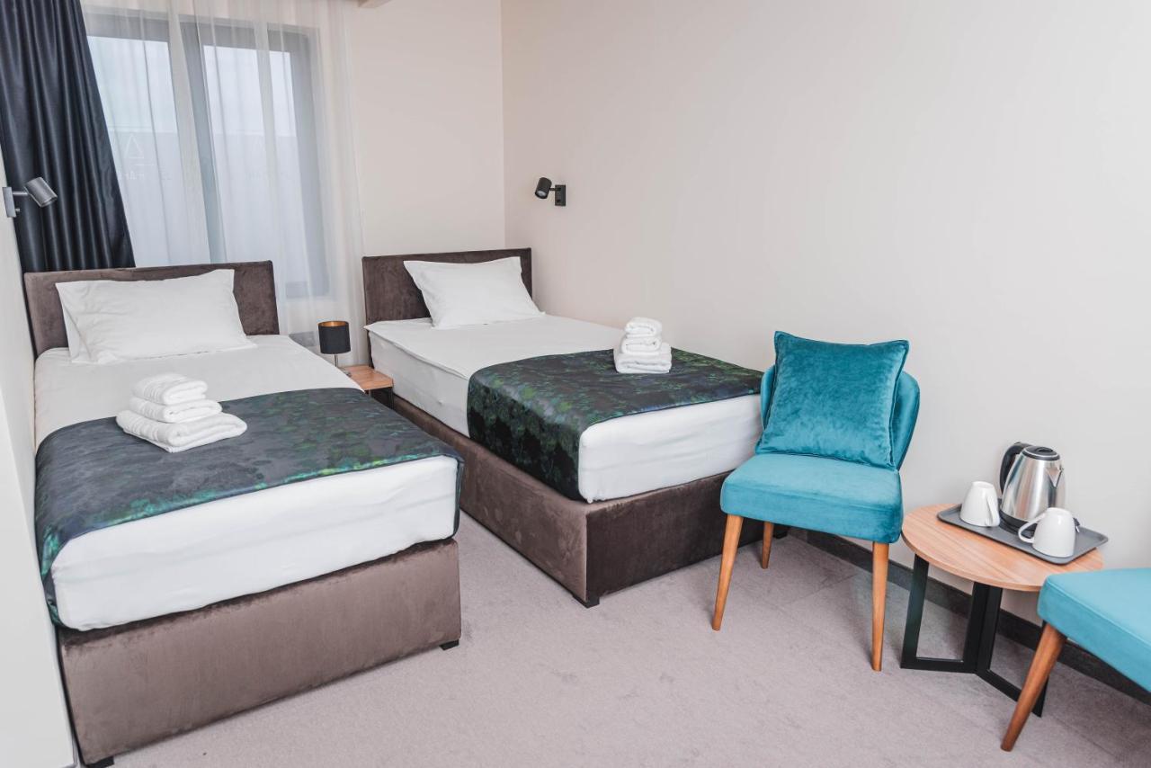 Hotel Aloha Ni Екстериор снимка